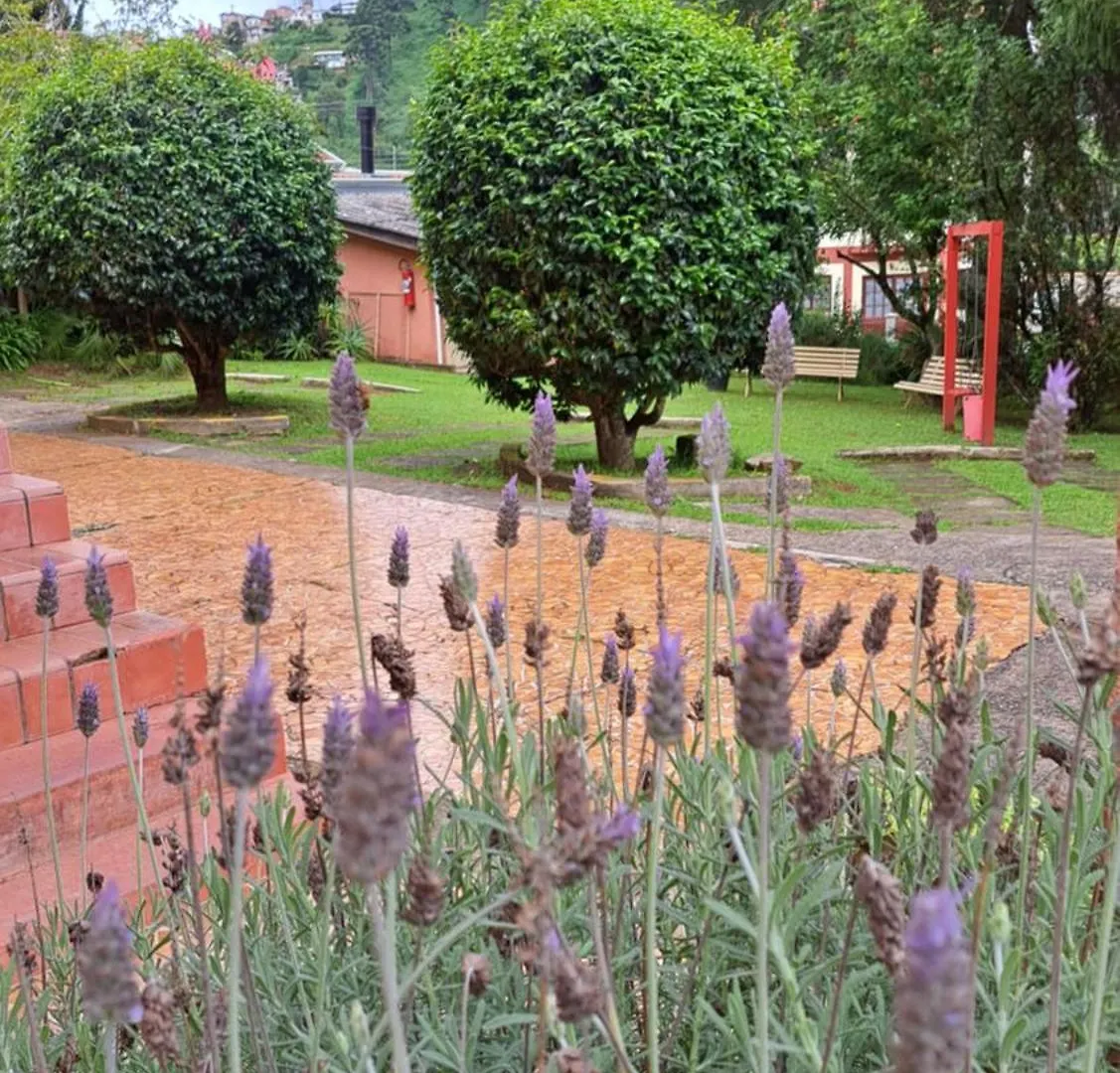 Pousada Sino Dos Ventos Campos do Jordao 2*,  Brazil
